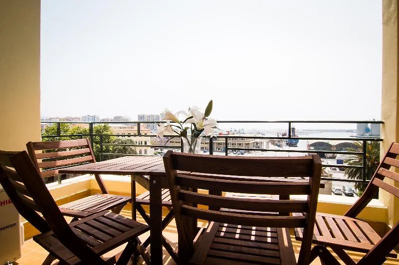 Holidays2Malaga Suites Apartment