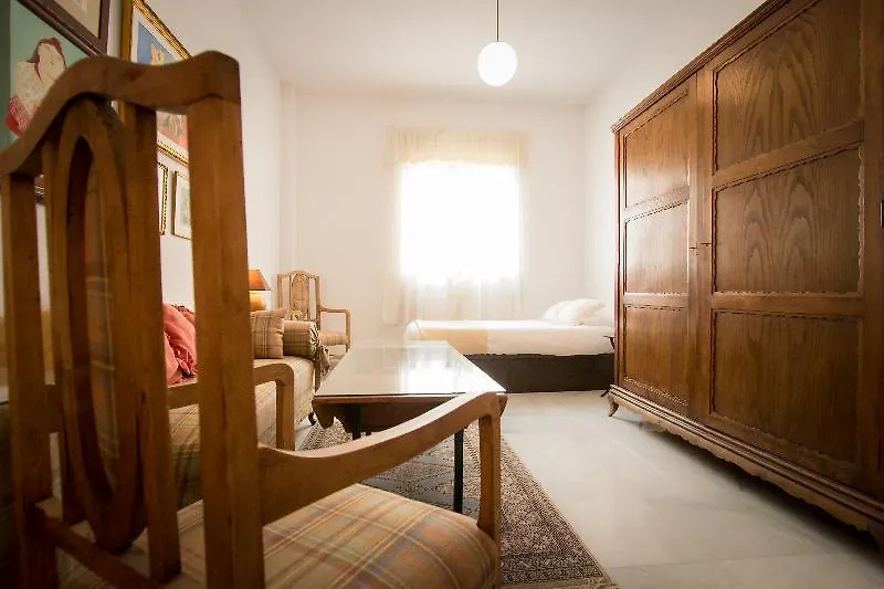Holidays2Malaga Suites 0*, Malaga